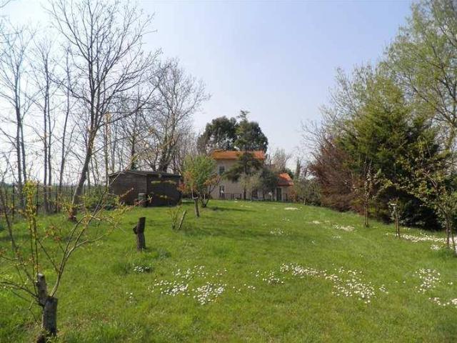 Villa Indipendente in vendita a Navacchio, Cascina
