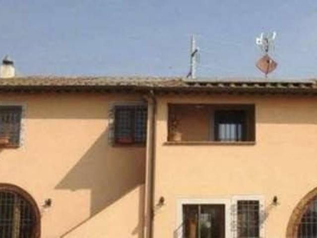 Villa Indipendente in vendita a Cascina, Toscana