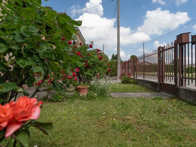 Villa Indipendente in vendita a Casei Gerola, Lombardia