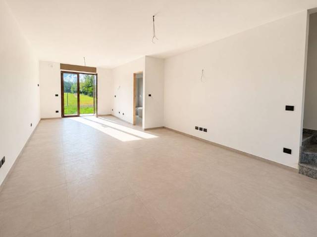 Villa Indipendente in vendita a Villaggio, Piemonte