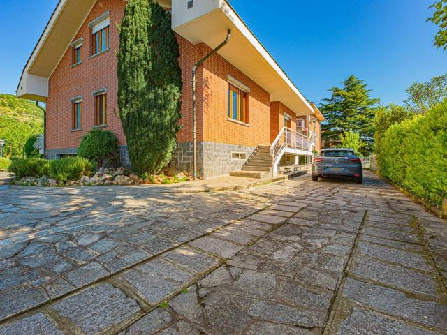 Villa Indipendente in vendita a Villaggio, Piemonte