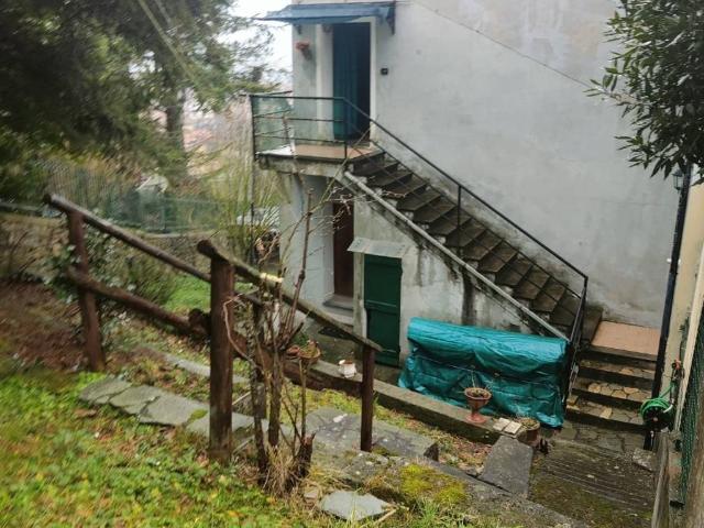 Villa Indipendente in vendita a Avosso, Casella