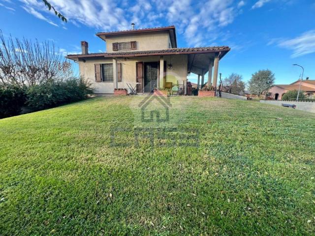 Villa Indipendente in vendita a Caselle Lurani, Lombardia