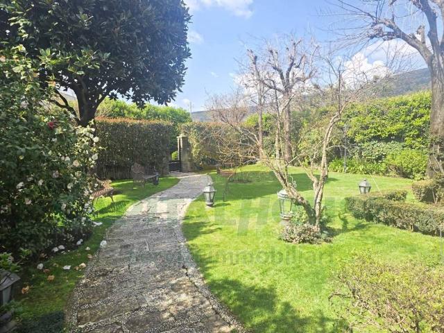 Villa Indipendente in vendita a Mezzano, Caserta