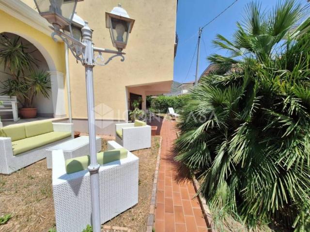 Villa Indipendente in vendita a Caserta, Campania