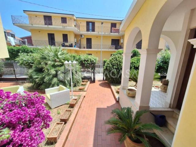 Villa Indipendente in vendita a Caserta, Campania