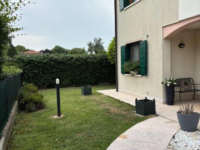 Villa Indipendente in vendita a Casier