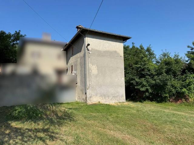 Villa Indipendente in vendita a Appennino Reggiano, Re