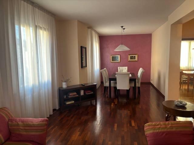 Villa Indipendente in vendita a Appennino Reggiano, Re