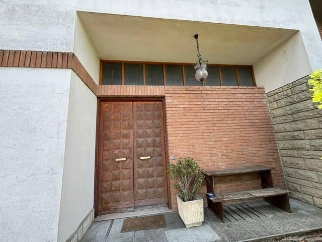 Villa Indipendente in vendita a Appennino Reggiano, Re