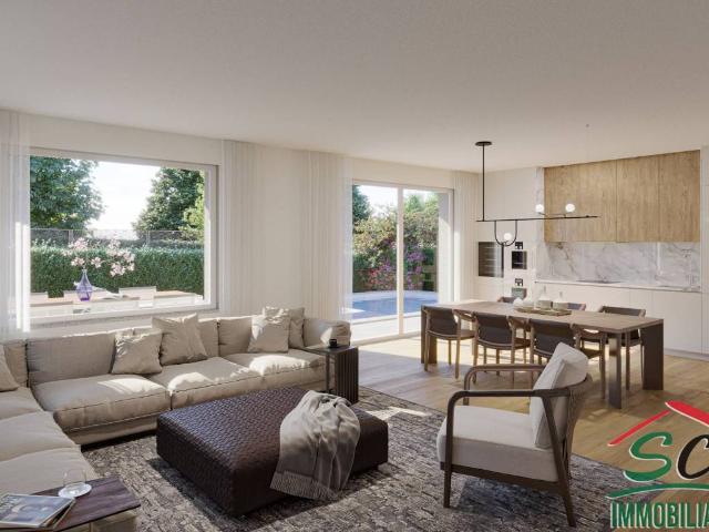 Villa Indipendente in vendita a Casnate