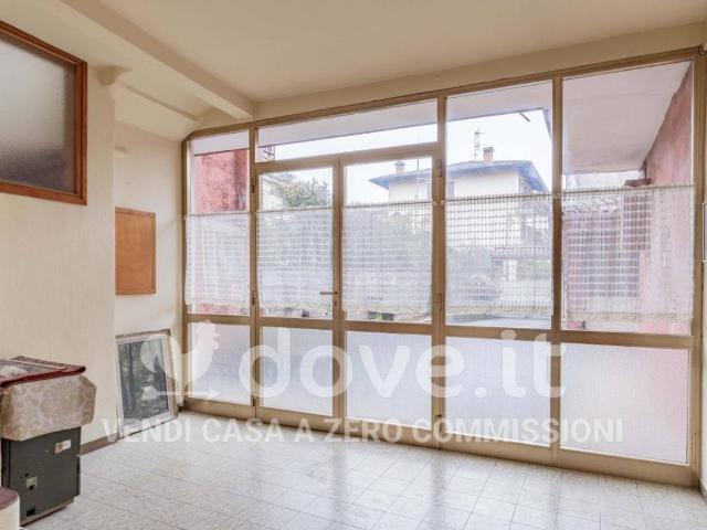 Villa Indipendente in vendita a Casnigo, Lombardia