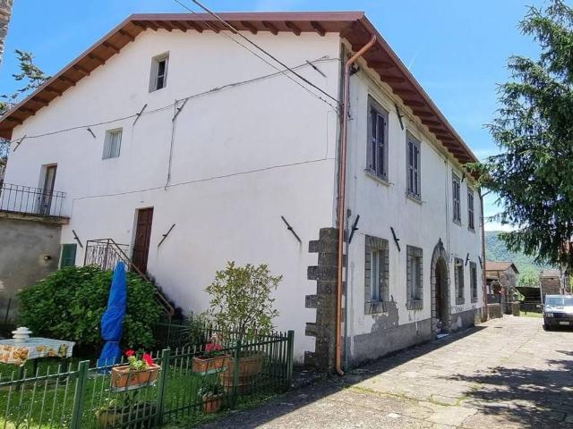 Villa Indipendente in vendita a Unione di comuni Montana Lunigiana, Codiponte