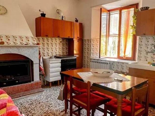 Villa Indipendente in vendita a Unione di comuni Montana Lunigiana, Codiponte