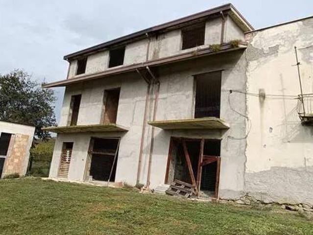 Villa Indipendente in vendita a Piano delle Vigne, Casoli