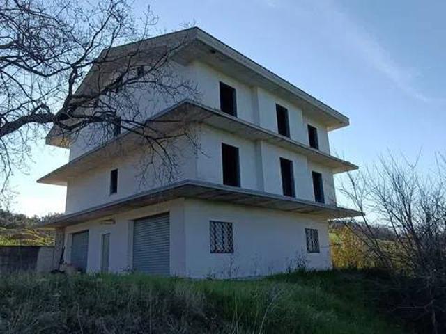 Villa Indipendente in vendita a Piano delle Vigne, Casoli