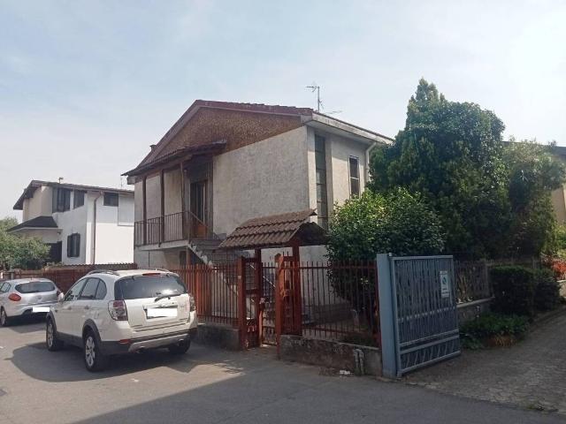 Villa Indipendente in vendita a Casorate Primo, Lombardia
