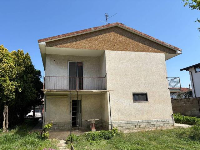 Villa Indipendente in vendita a Casorate Primo, Lombardia