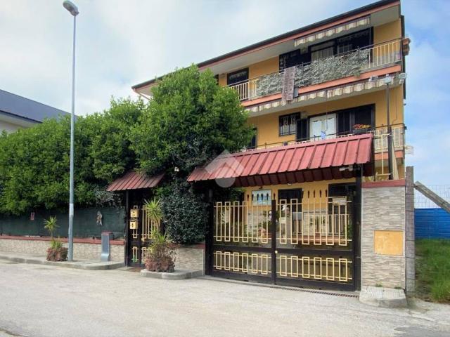 Villa Indipendente in vendita a San Salvatore di Casoria, Casoria