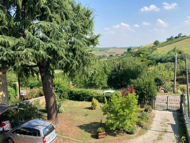 Villa Indipendente in vendita a Piemonte, Asti