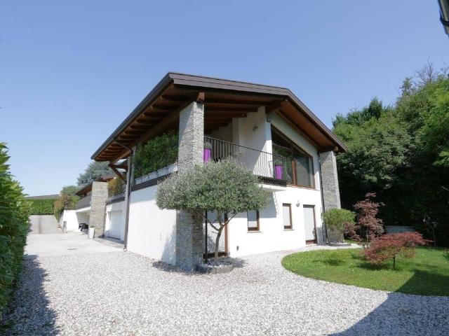 Villa Indipendente in vendita a Cassacco, Friuli-Venezia Giulia