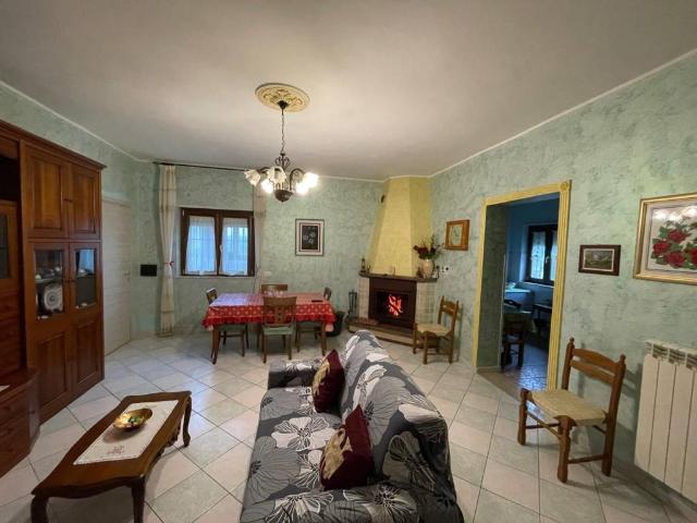 Villa Indipendente in vendita a Cassano all'Ionio, Calabria