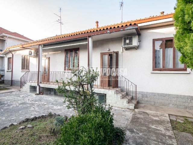 Villa Indipendente in vendita a Cassano D'adda, Lombardia