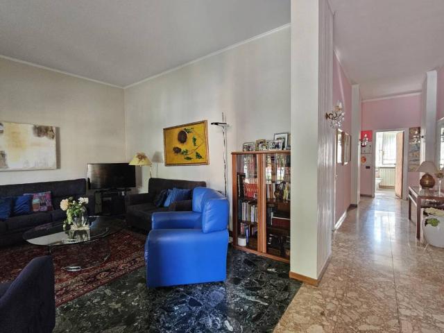 Villa Indipendente in vendita a Cassano D'adda, Lombardia