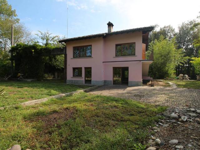 Villa Indipendente in vendita a Cascine San Pietro, Cassano d'Adda
