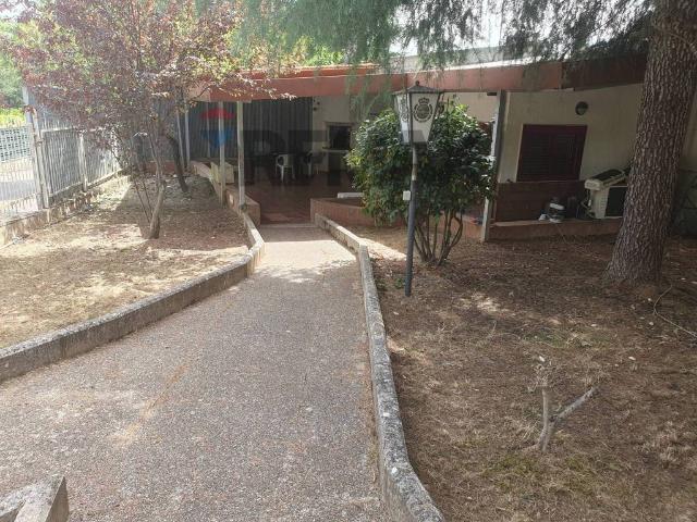 Villa Indipendente in vendita a Puglia, Bari