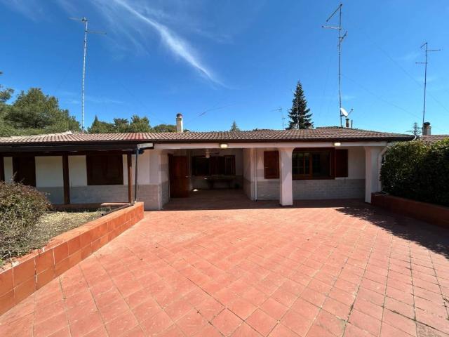 Villa Indipendente in vendita a Puglia, Bari