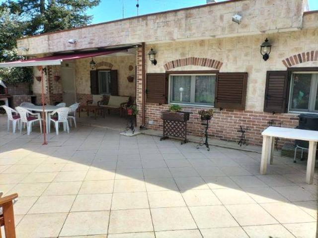 Villa Indipendente in vendita a Puglia, Bari