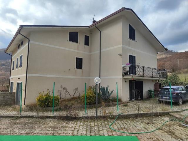 Villa Indipendente in vendita a Cassano Irpino, Campania