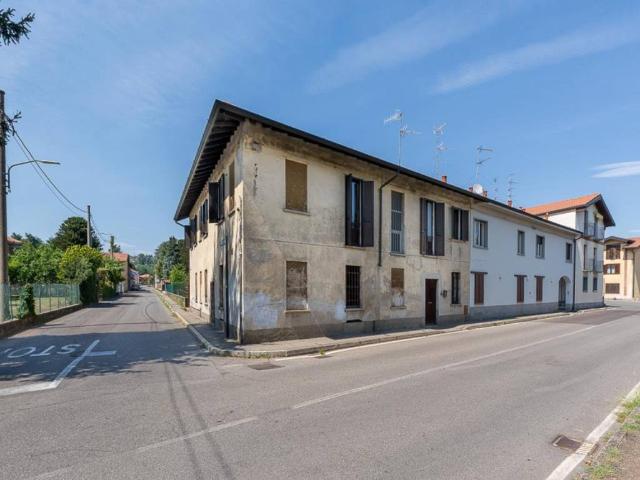Villa Indipendente in vendita a San Martino, Cassano Magnago