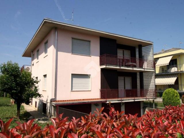 Villa Indipendente in vendita a Boschirolo, Cassano Magnago