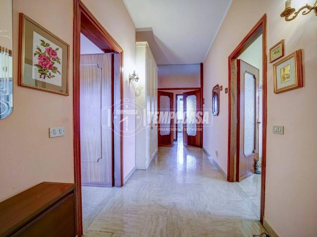 Villa Indipendente in vendita a Boschirolo, Cassano Magnago