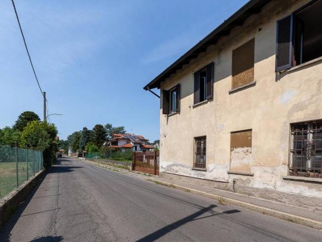 Villa Indipendente in vendita a San Martino, Cassano Magnago