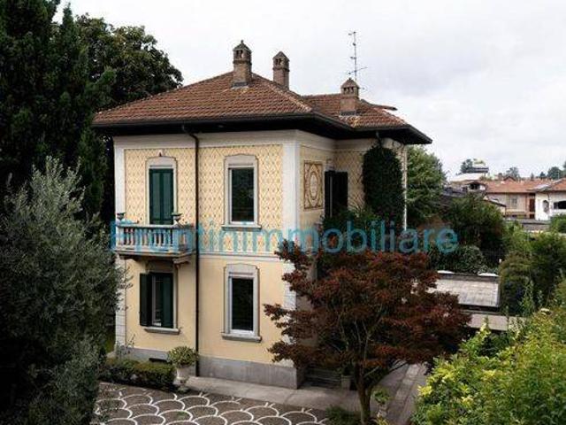 Villa Indipendente in vendita a Boschirolo, Cassano Magnago