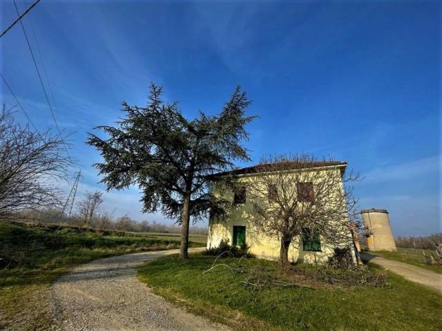 Villa Indipendente in vendita a Piemonte, Alessandria