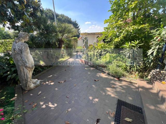 Villa Indipendente in vendita a Camporicco, Cassina De' Pecchi