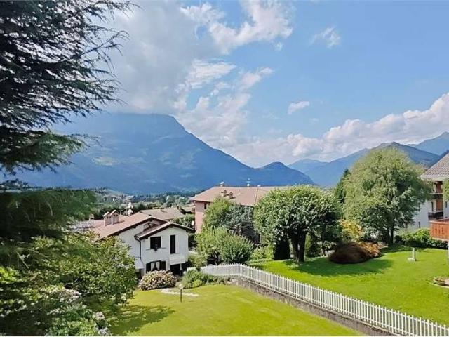 Villa Indipendente in vendita a Villaggio Corsena, Cassina Valsassina