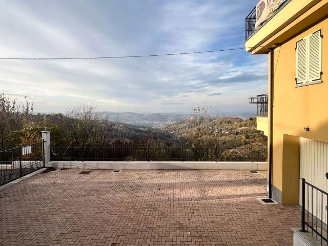 Villa Indipendente in vendita a Piemonte, Asti
