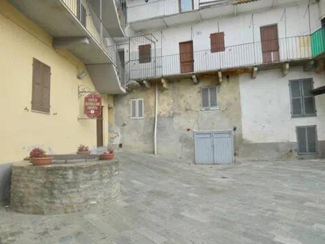 Villa Indipendente in vendita a Piemonte, Asti