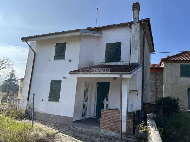 Villa Indipendente in vendita a Piemonte, Alessandria