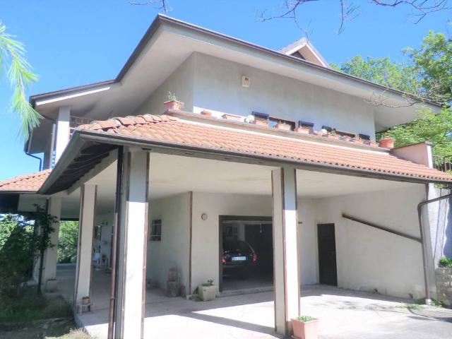 Villa Indipendente in vendita a Piemonte, Alessandria