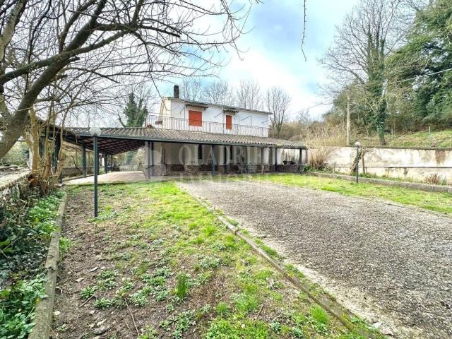 Villa Indipendente in vendita a San Silvestro, Cassino