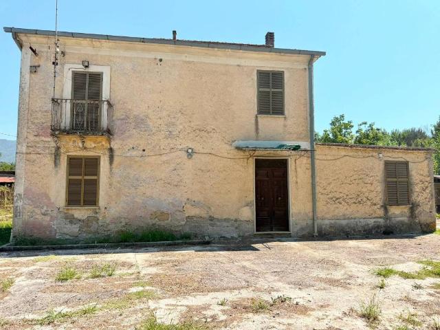 Villa Indipendente in vendita a San Bartolomeo, Cassino