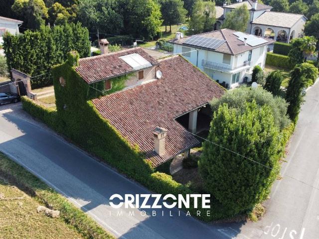 Villa Indipendente in vendita a Casola, Veneto