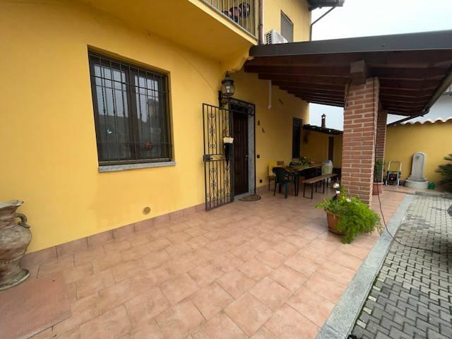 Villa Indipendente in vendita a Cassolnovo, Pavia