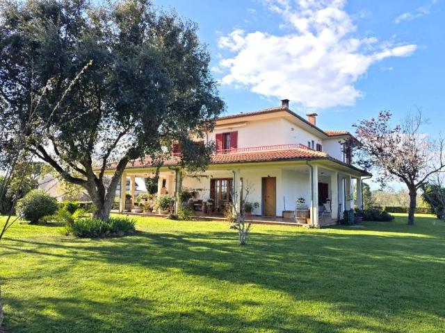 Villa Indipendente in vendita a Bolgheri, Toscana